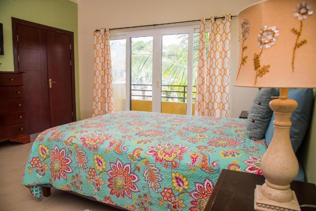 Maribella@Crystal Cove Ocho Rios Διαμέρισμα Stanmore Grove Εξωτερικό φωτογραφία